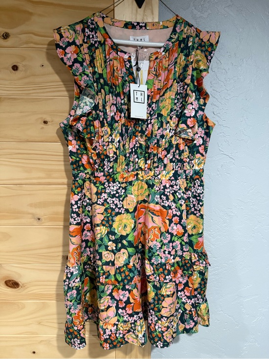 THML Dresses & Skirts - NWT THML Floral Ruffle dress in Green Pink Peach